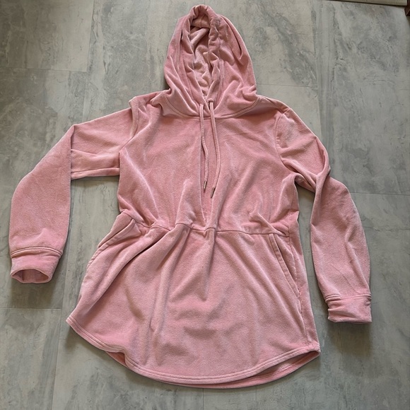 Lands End  Hoodie Velour  pink blush pull over  long sleeves  pockets NWOT Sz. M - Picture 1 of 13